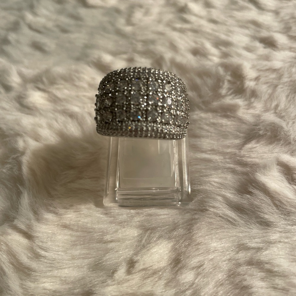 New Luxury Cocktail Ring. CZ crystal stones Gorgeous New Size 8